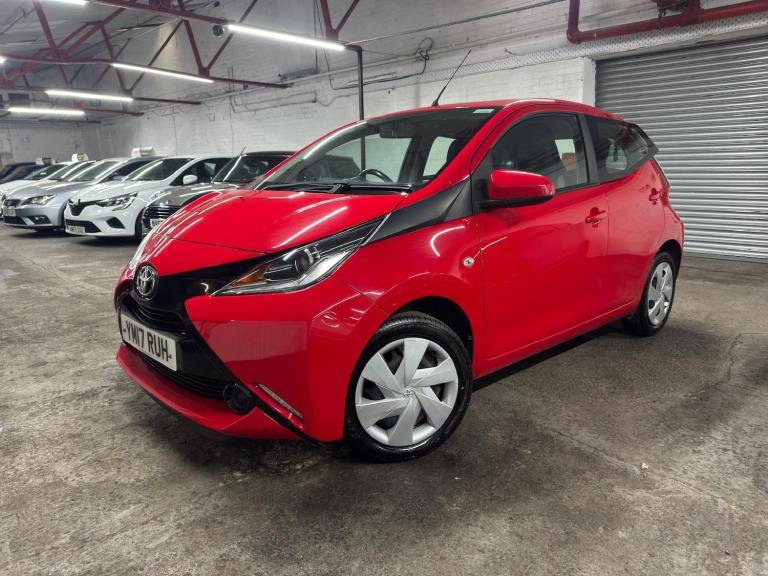 2017 Toyota AYGO 1.0 VVT-i X-Play 5dr HATCHBACK PETROL Manual