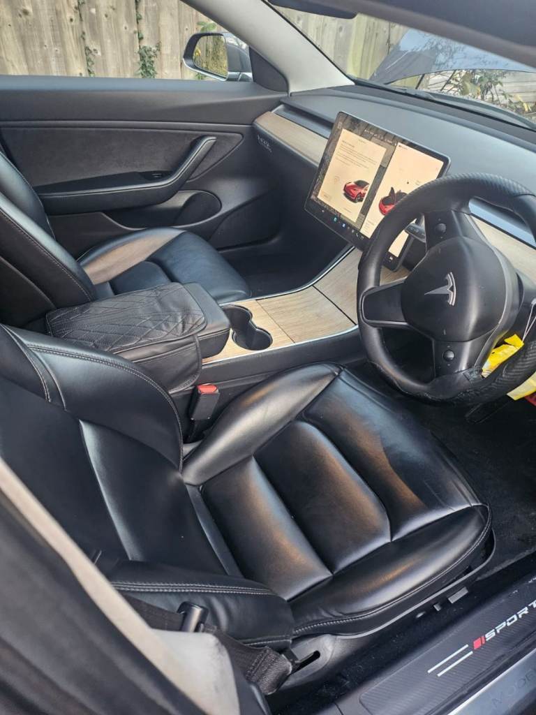 Tesla, MODEL 3, Saloon, 2019, Other, 1 (cc), 4 doors