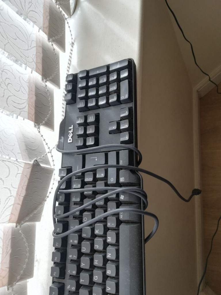 Dell Wired Keyboard – Black, Good Condition