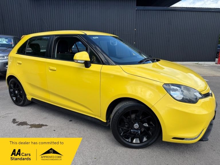 MG MG3 3 FORM SPORT VTI-TECH-5 SPEED ONLY 61018 MILES SERVICE HISTORY 16' ALLOYS