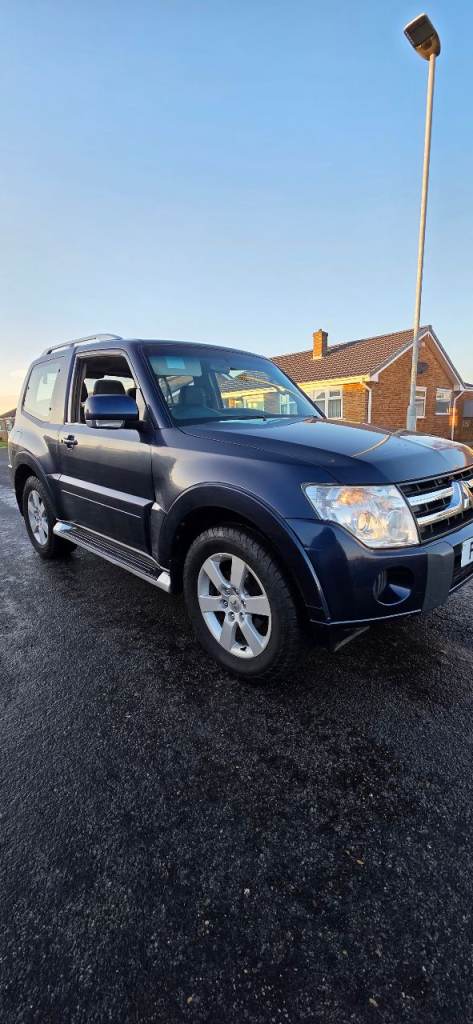 2011 Mitsubishi shogun 3.2Di-D equippe swb 4x4 manual 