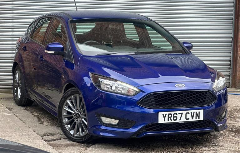 2017 Ford Focus 1.0T EcoBoost ST-Line Euro 6 (s/s) 5dr HATCHBACK Petrol Manual