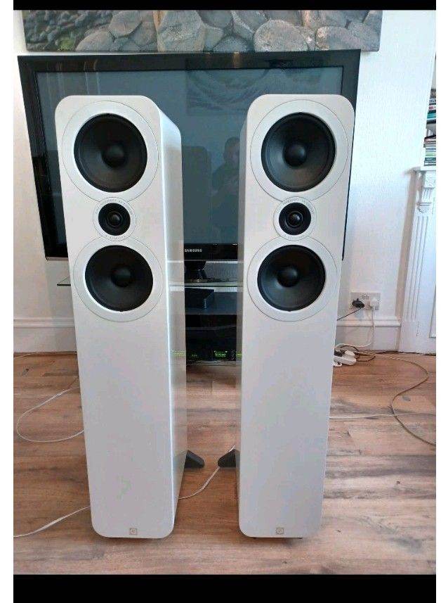 Q acoustics 3050 - grills included 