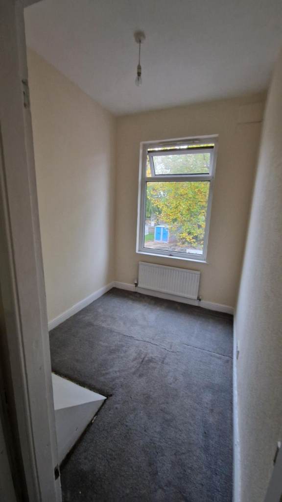 🏡 3 Bedroom Terraced Home for Rent on Clayton Hall Road, Manchester M11