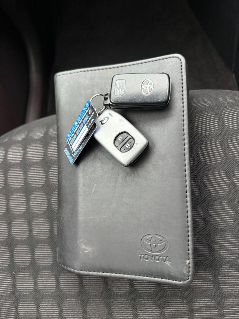 2009 Toyota IQ 1.0 VVT-i 2 Euro 4 3dr HATCHBACK Petrol Manual