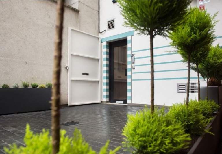 Quirky Offices to Let *Liverpool Street* Private Offices: Units from 12 to 42 desks in EC2