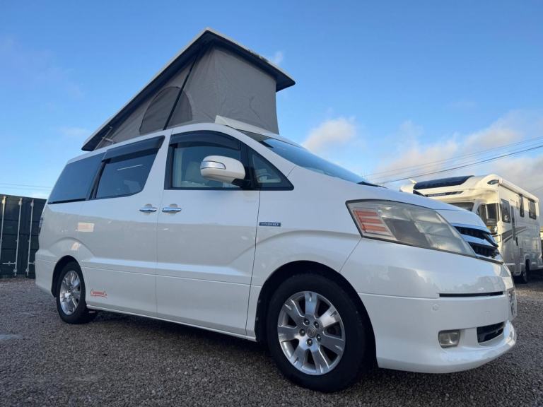 Toyota Alphard CampervanCo - Off Grid - Solar / No Gas