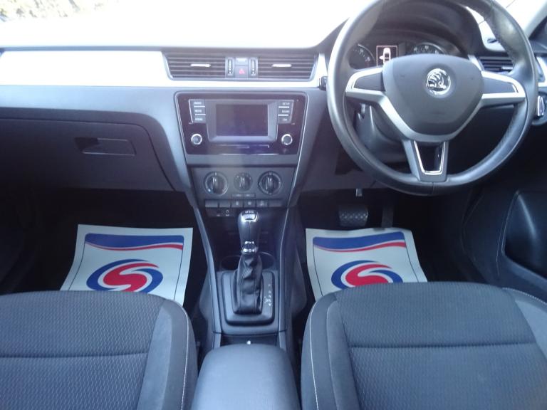 2015 Skoda Rapid 1.4 TSI 125 SE 5dr DSG Automatic **LOW MILEAGE*ONLY 22000 MILES FROM NEW** HATCH...