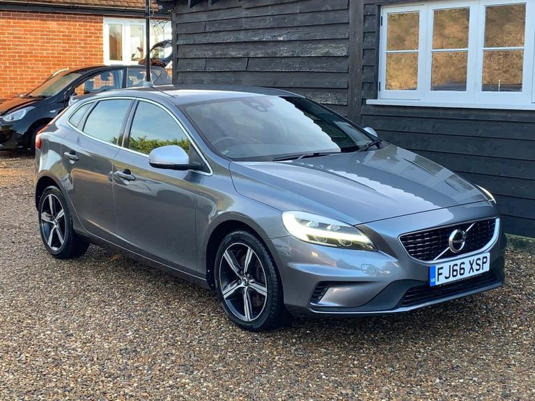 2016 Volvo V40 T3 [152] R DESIGN 5dr Geartronic HATCHBACK PETROL Automatic