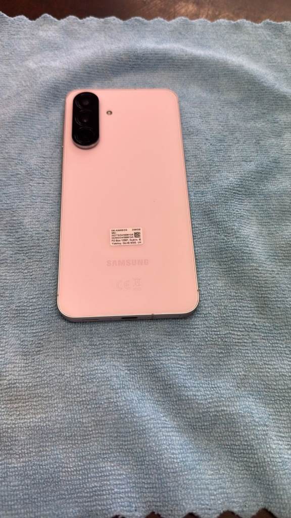 Samsung Galaxy A56 5g 256gb £180 unlocked with warranty