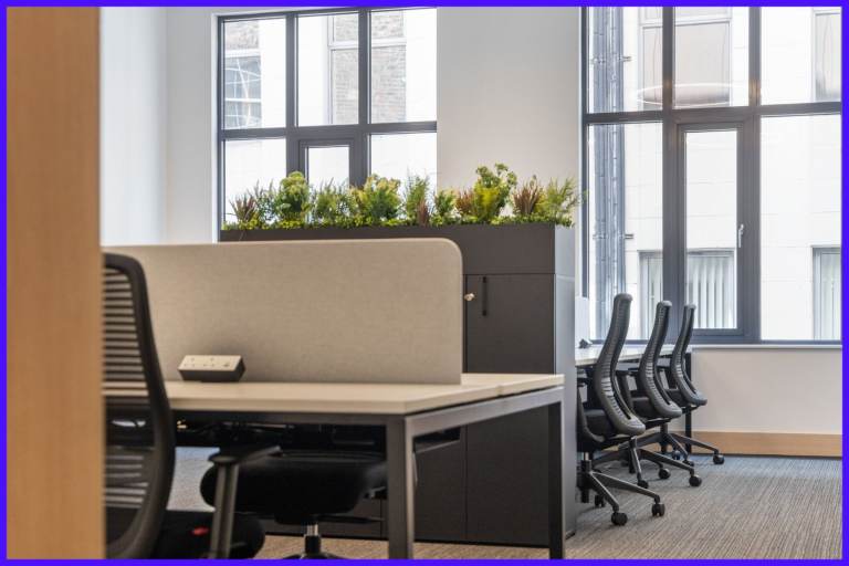 Belfast - BT1 5HB, All-inclusive access to coworking space in Signature Pearl Assurance House