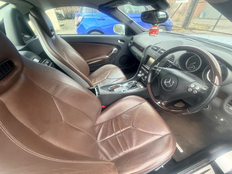 Mercedes-Benz, SLK, Convertible, 2004, Semi-Auto, 3498 (cc), 2 doors