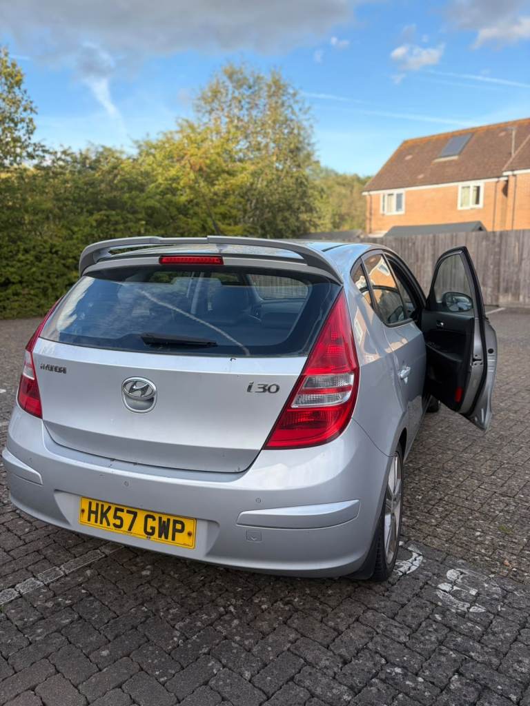 i30 HYUNDAI PREMIUM 2008 still runs/spares&repair 