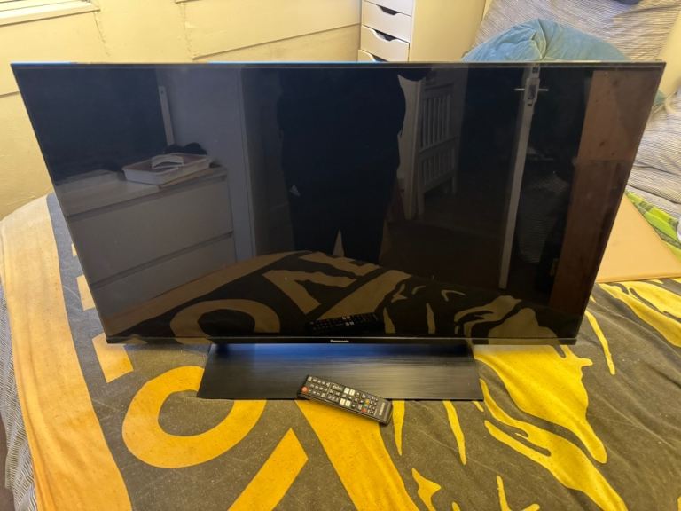 Panasonic TX-40GX800B, 40" UHD (4K) smart TV