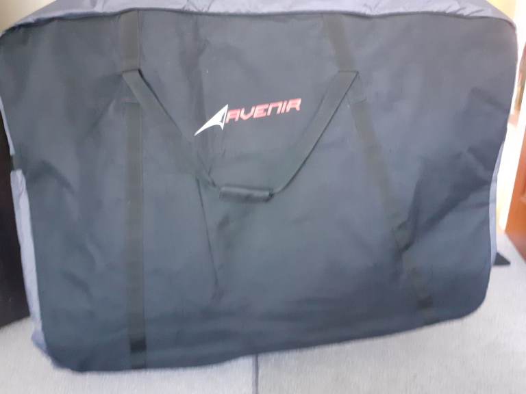 Avenir padded cycle carry bag