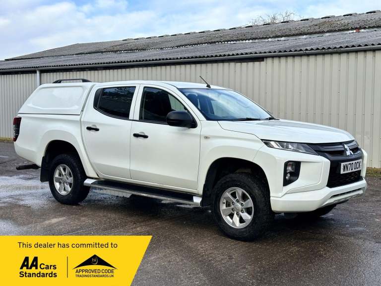 2020 Mitsubishi L200 Double Cab DI-D 150 4Life 4WD PICK UP DIESEL Manual