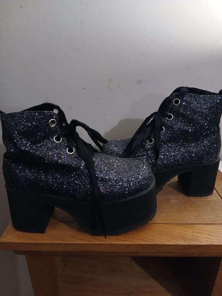 Women's Shoes