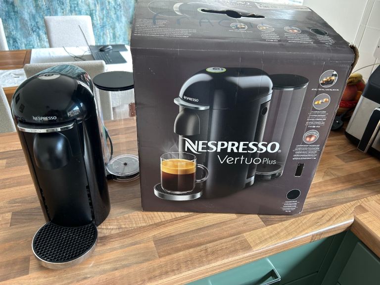 Nespresso Vertuo Plus Coffee Machine - Black