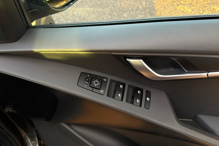  Kia Niro Hybrid 1.6h Gdi 2 Suv 5dr Petrol Hybrid Dct Euro 6 s/s 127 Bhp