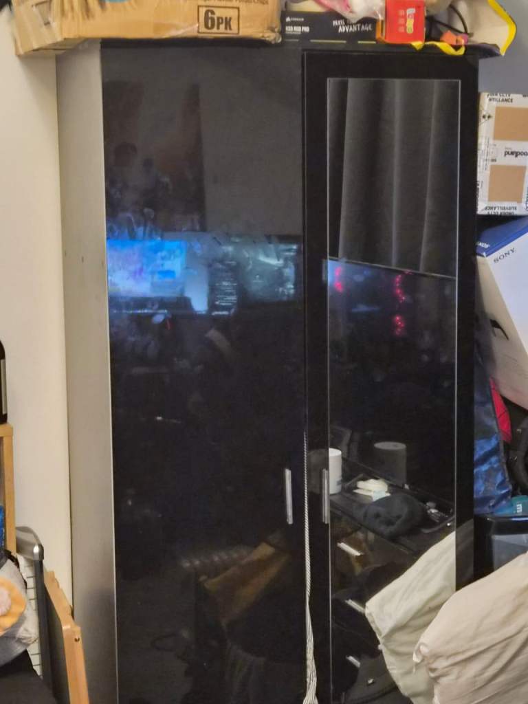 Free for anyone to dismantle and take away