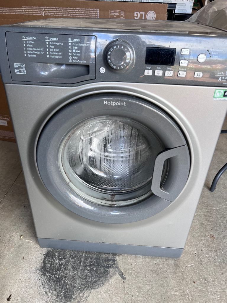 Hotpoint Smart WMFUG942GUK 9kg Graphite Washing Machine Spares Or Repair