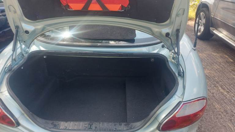 Jaguar, XK8, Saloon, 2001, Other, 3996 (cc), 2 doors