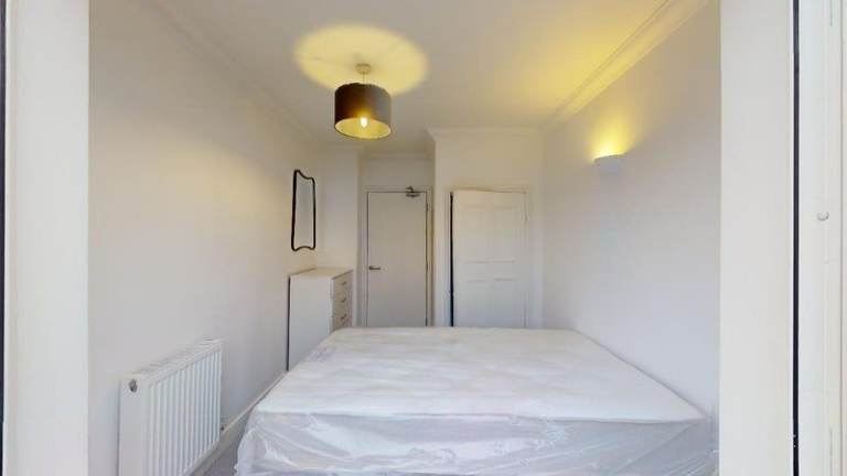 LEEDS DSS UC LCW PIP BENEFITS DOUBLE ROOM