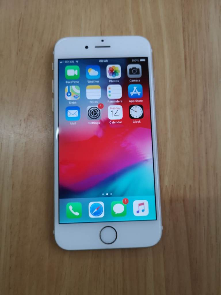 Iphone 6 on all networks with 100% battery health in a rose gold colour as new condition.