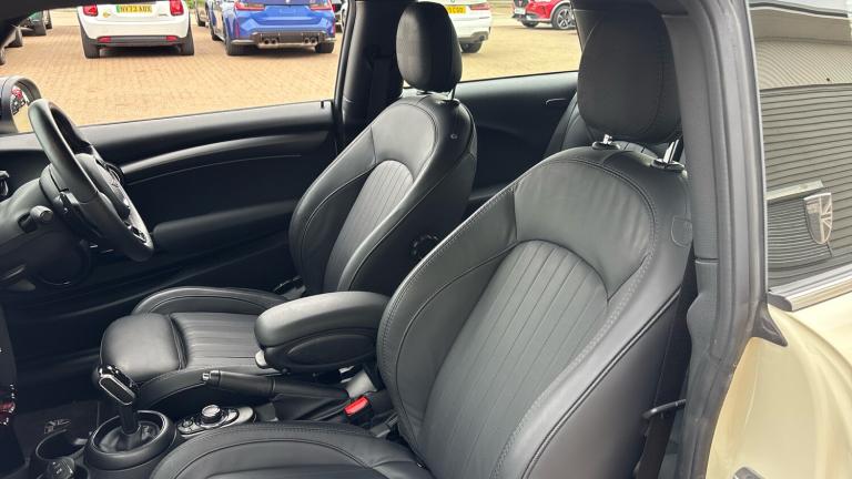 2022 MINI Hatch 2.0 Cooper S Exclusive 3dr Auto Petrol Hatchback Hatchback Petrol Automatic