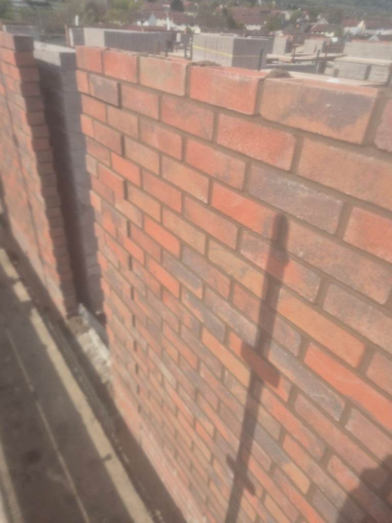 Bricklayer wanted 