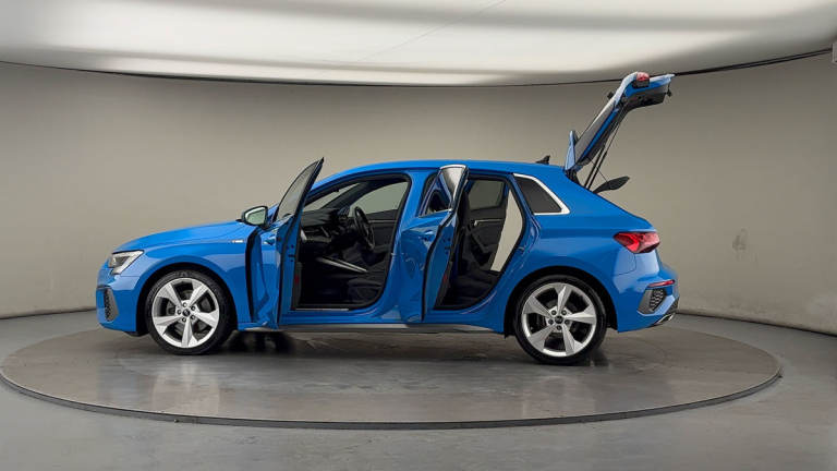 2021 Audi A3 1.5 TFSI 35 S line Sportback 5dr Petrol S Tronic Euro 6 (s/s) (150 ps) Hatchback Pet...