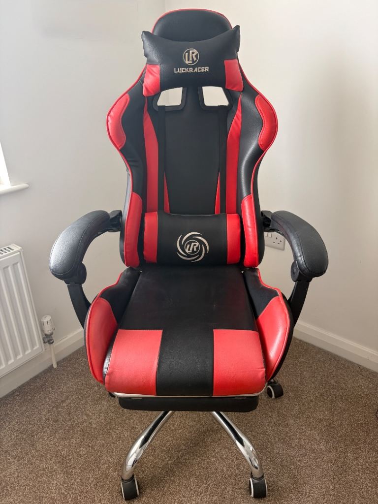 LUCK RACER Gaming Office Chair - Black and Red, Good Condition