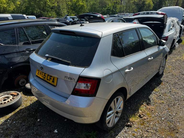 2015 SKODA FABIA SILVER BREAKING SPARES PARTS