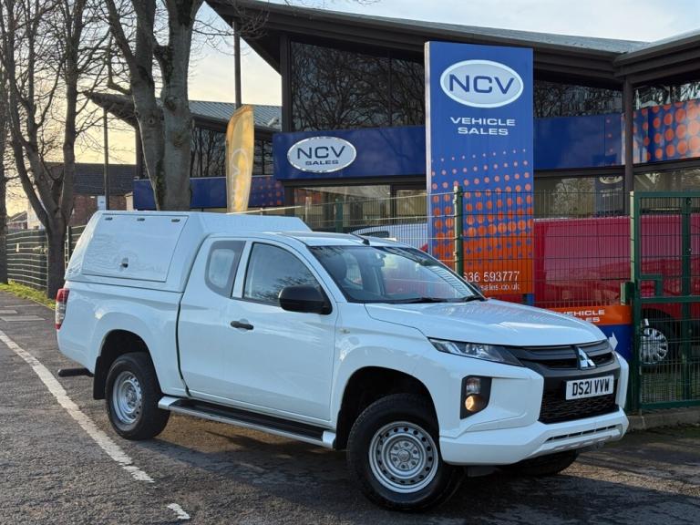 2021 Mitsubishi L200 Club Cab DI-D 150 4Life 4WD PICK UP DIESEL Manual