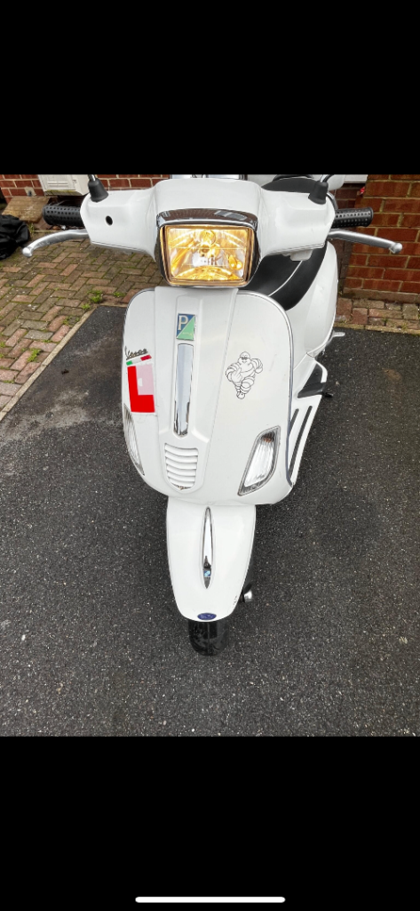 Piaggio, VESPA, 2008, 124 (cc)