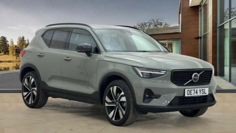 2024 Volvo XC40 2.0 B3 MHEV Ultra Dark DCT Auto Euro 6 (s/s) 5dr ESTATE Petrol/Electric Hybrid Au...