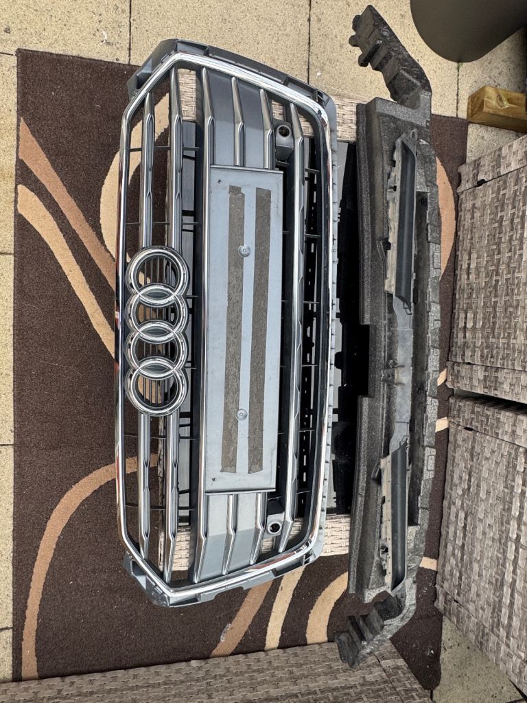 Genuine Audi A5 S Line Grille (2019)