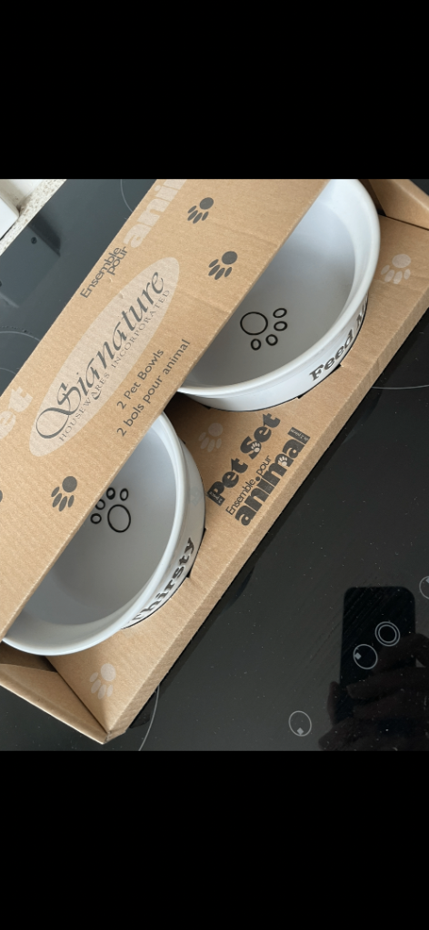 Dog / cat - food and water bowl