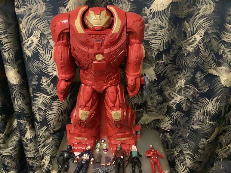 image for MARVEL Avengers Hulkbuster Playset ** New ** 