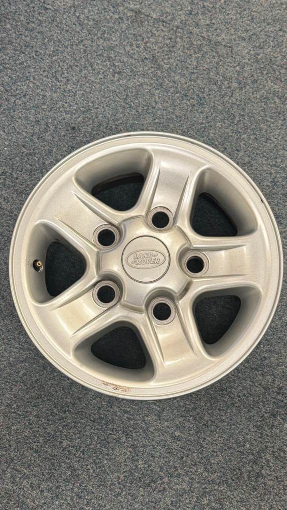 x4 Land Rover Defender Boost Alloy Wheels  x4Set of 4 - 16 Inch