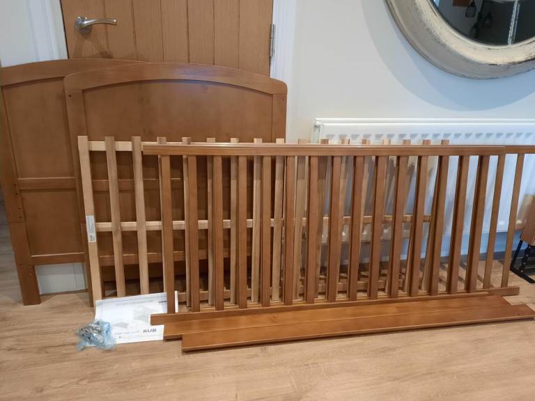 Cot/starter bed dark oak