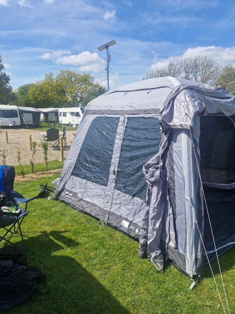Drive away air awning