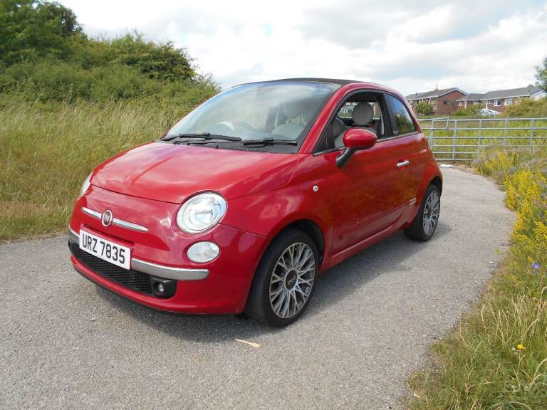 FIAT 500 POPULAR CONVERTIBLE STUNNING RED 2010 £35 ROAD TAX BARGAIN ONLY £2295 *LOOK* PX/DELIVERY