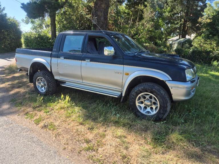 Mitsubishi, L200,double cab Pick Up, 2001, Manual, 2477 (cc)