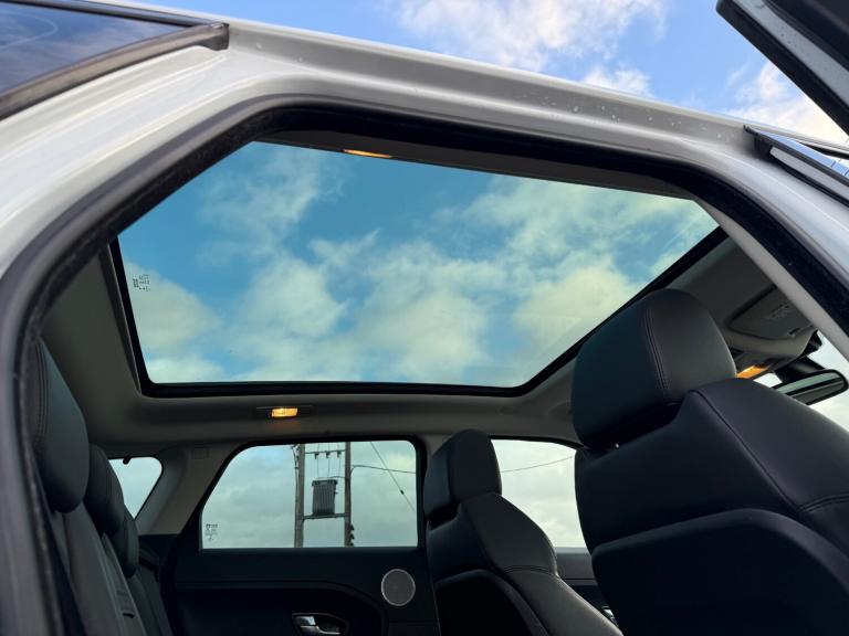 2012 Land Rover Range Rover Evoque 2.2 TD4 Pure 5dr [Tech Pack] ESTATE Diesel Manual