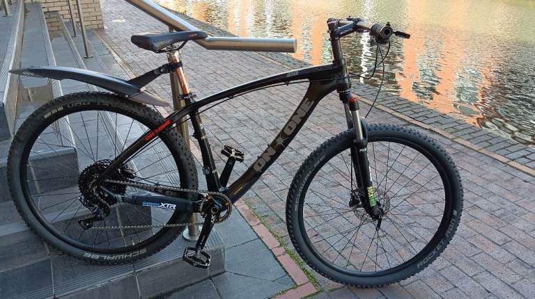 ON ONE LURCHER 29 CARBON MOUNTAIN BIKE WITH UPGRADES AND BRAND NEW PARTS