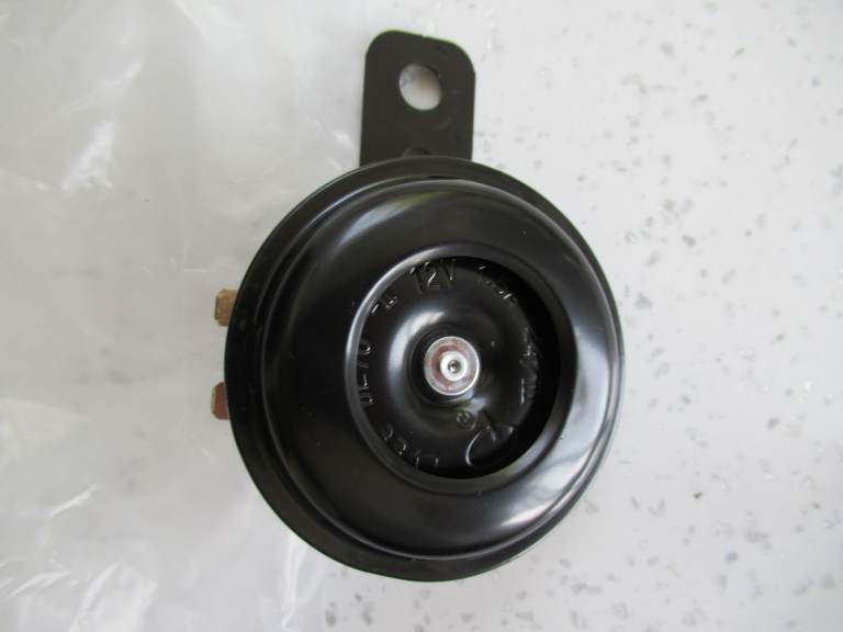 MOTORCYCLE/SCOOTER 12V UNIVERSAL BLACK HORN.
