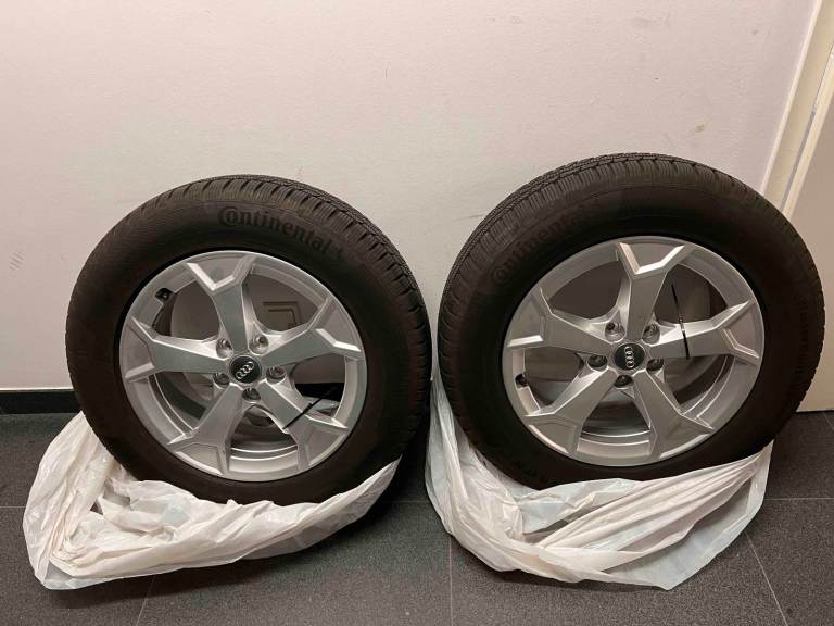 Original Audi Q3 winter complete wheels 83A073227A 8Z8 215/65 R17 99H