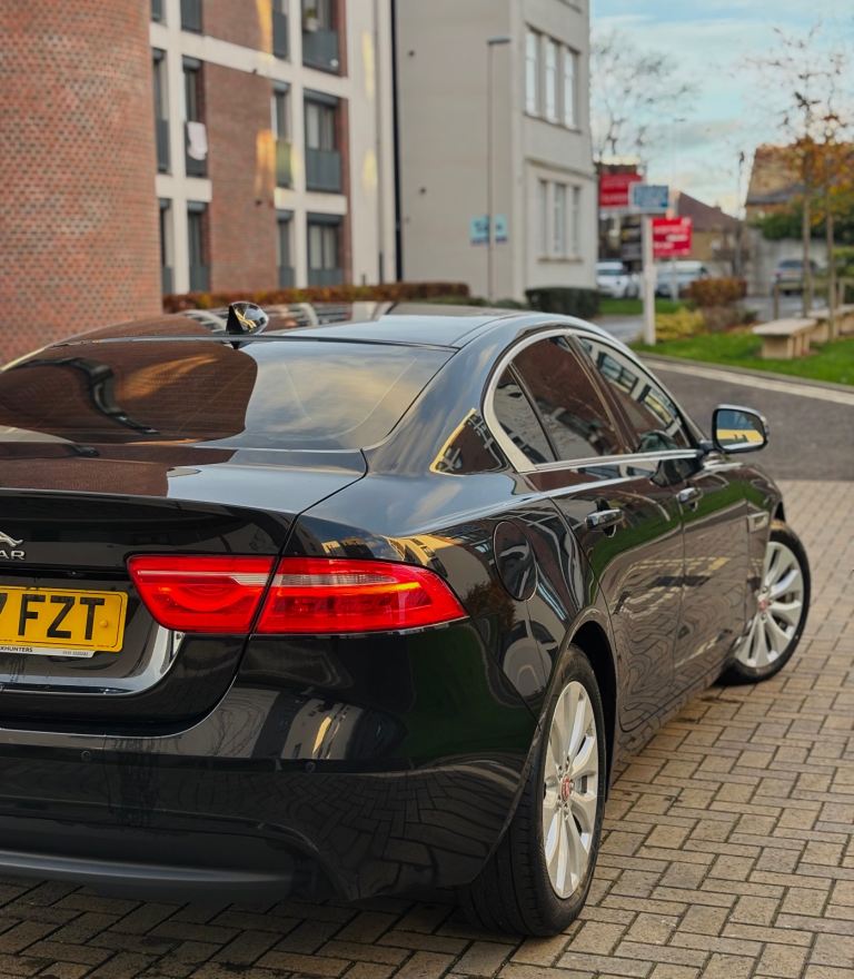 Prestige Edition, Jaguar, XE, Saloon, 2017, Manual, 1999 (cc), 4 doors