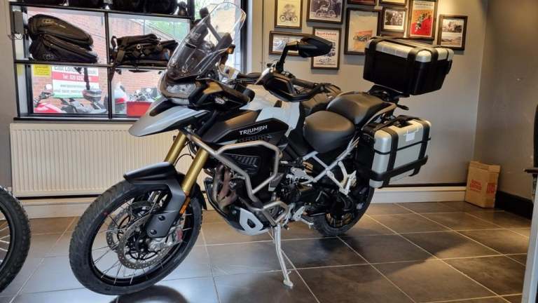 Triumph Tiger Rally PRO Explorer 1200 